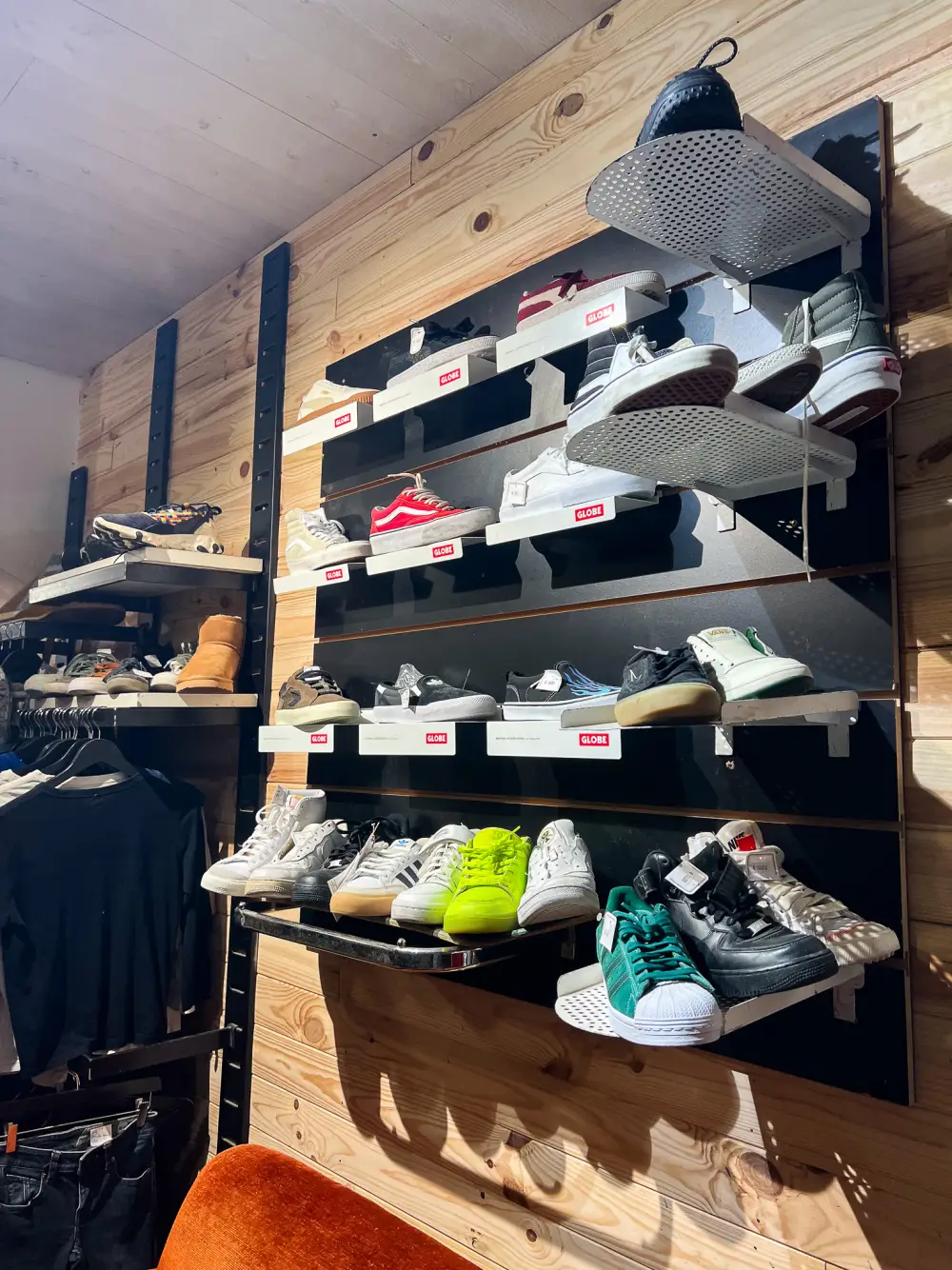 Rayon chaussures de skate d'occasion chez Pickle Capbreton
